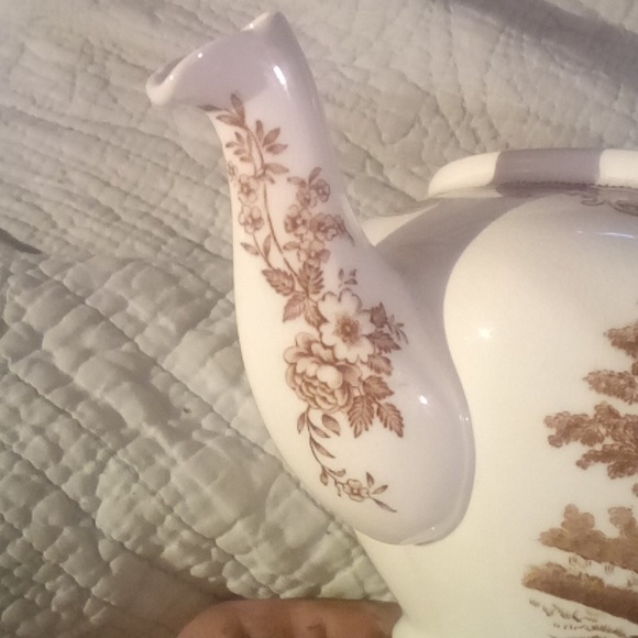 Royal Tudor Ware TeaPot (Brown Series) rare - Picture 8 of 8